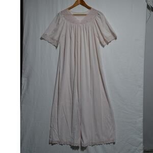 Vintage Shadow Line Blush Pink Long Lace Trim Nightgown size Medium